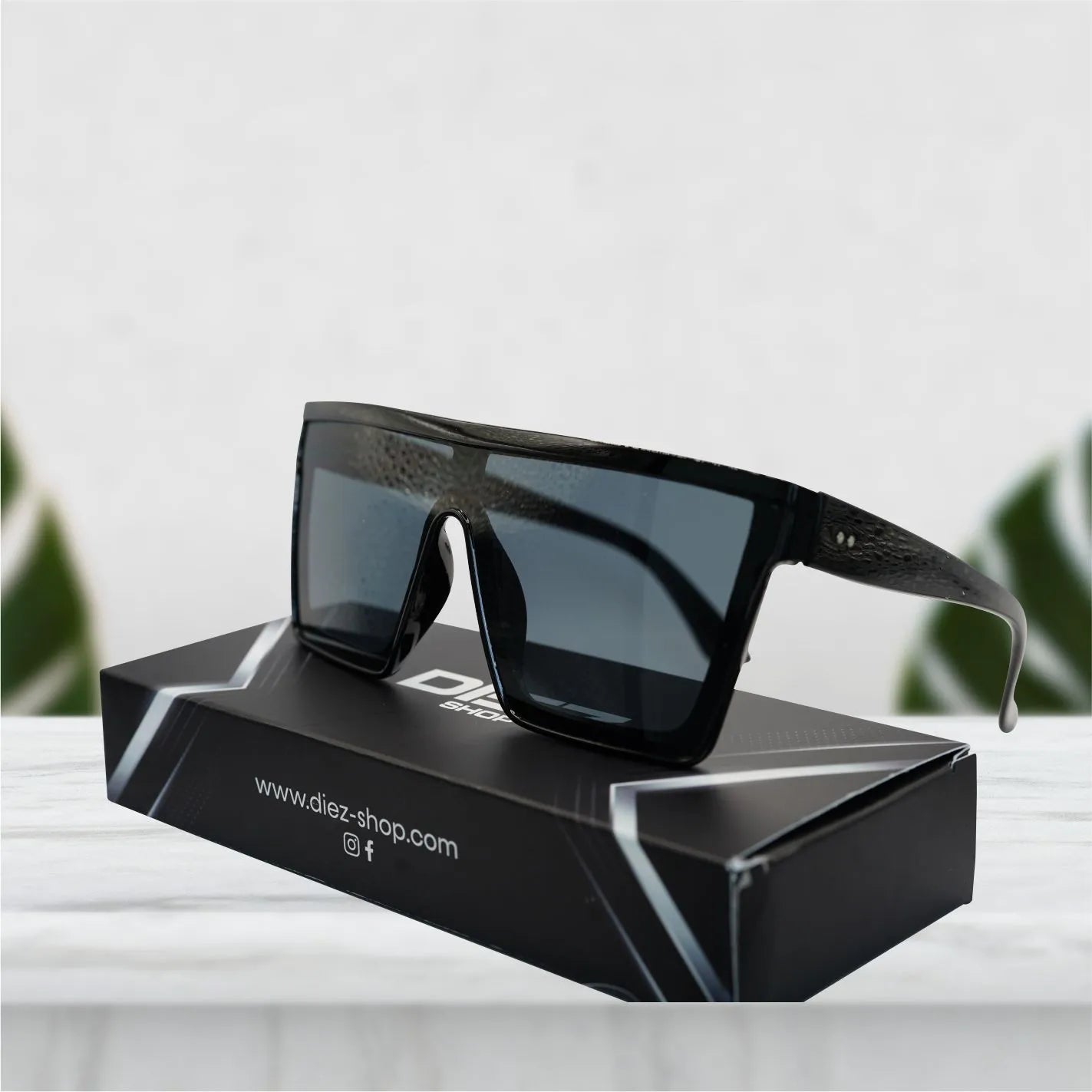 Sunglasses Oversized Black G5
